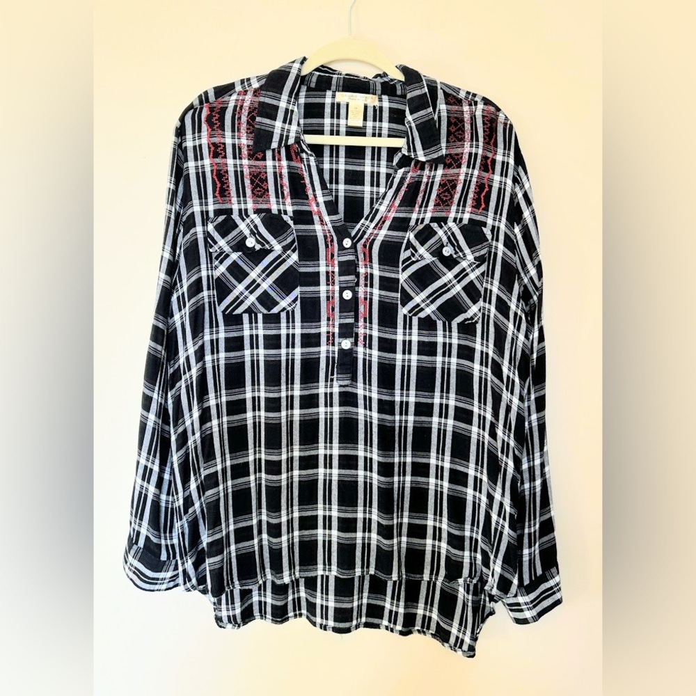 Black & White Plaid Button Henley Top with Red Accent